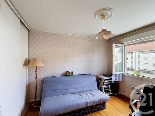Appartement F5 à vendre - 4 pièces - 100.5 m2 - ST DENIS - 93 - ILE-DE-FRANCE - Century 21 Riva Immobilier