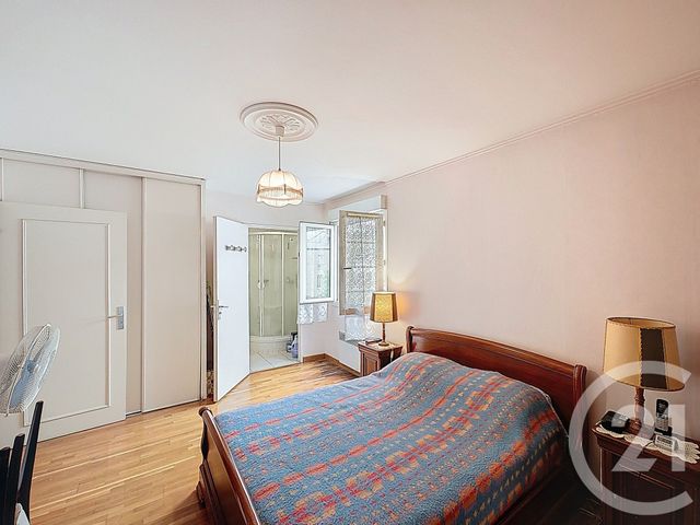 Appartement F5 à vendre - 4 pièces - 100.5 m2 - ST DENIS - 93 - ILE-DE-FRANCE - Century 21 Riva Immobilier