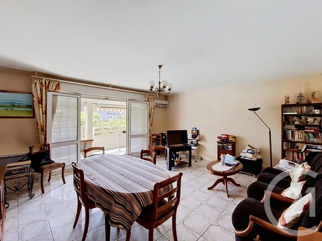Appartement F5 à vendre - 4 pièces - 100.5 m2 - ST DENIS - 93 - ILE-DE-FRANCE - Century 21 Riva Immobilier