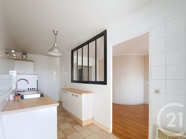 Appartement F3 à louer - 3 pièces - 68.39 m2 - ST DENIS - 93 - ILE-DE-FRANCE - Century 21 Riva Immobilier