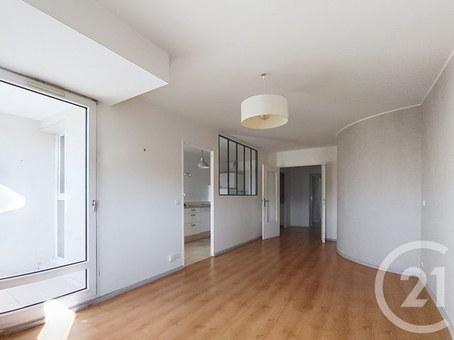 Appartement F3 à louer - 3 pièces - 68.39 m2 - ST DENIS - 93 - ILE-DE-FRANCE - Century 21 Riva Immobilier