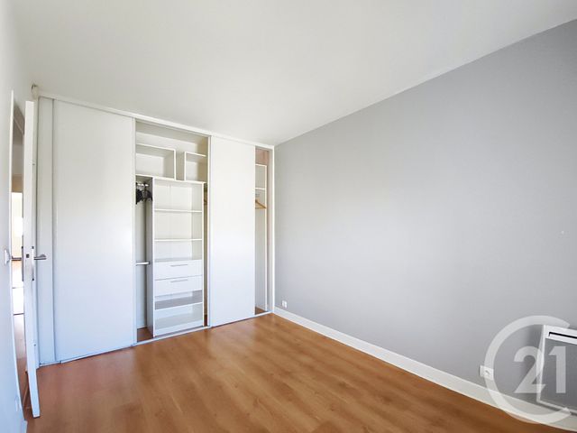 Appartement F3 à louer - 3 pièces - 68.39 m2 - ST DENIS - 93 - ILE-DE-FRANCE - Century 21 Riva Immobilier
