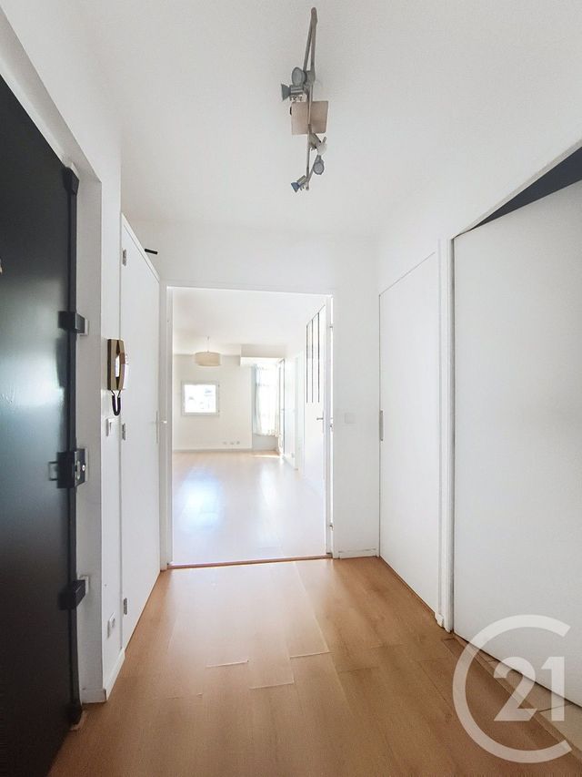 Appartement F3 à louer - 3 pièces - 68.39 m2 - ST DENIS - 93 - ILE-DE-FRANCE - Century 21 Riva Immobilier