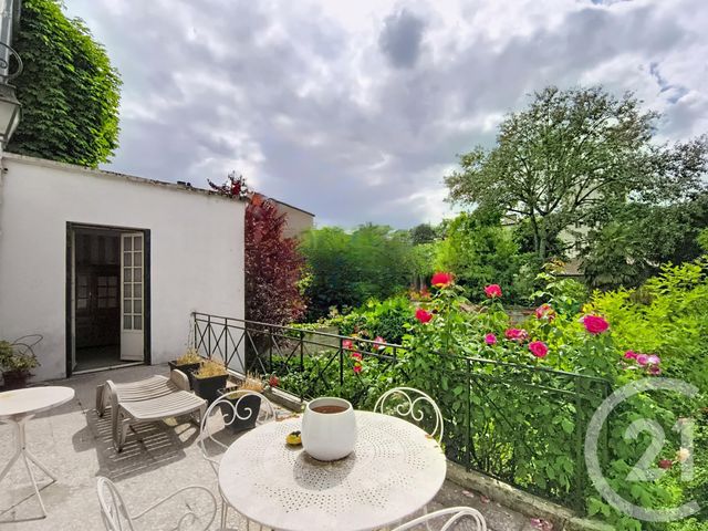 maison à vendre - 9 pièces - 186.17 m2 - ST DENIS - 93 - ILE-DE-FRANCE - Century 21 Riva Immobilier