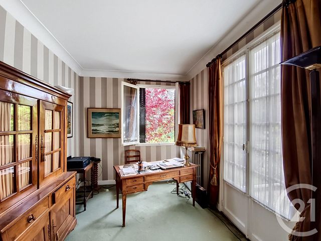 maison à vendre - 9 pièces - 186.17 m2 - ST DENIS - 93 - ILE-DE-FRANCE - Century 21 Riva Immobilier