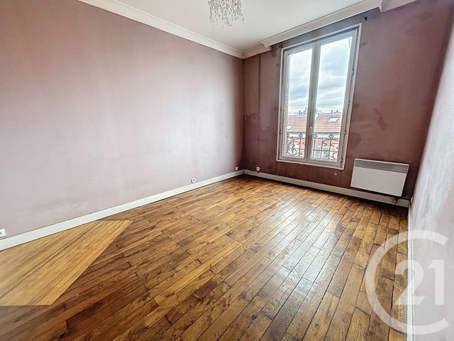 Appartement F2 à vendre - 2 pièces - 37.35 m2 - ST DENIS - 93 - ILE-DE-FRANCE - Century 21 Riva Immobilier