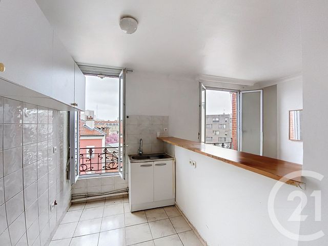 Appartement F2 à vendre - 2 pièces - 37.35 m2 - ST DENIS - 93 - ILE-DE-FRANCE - Century 21 Riva Immobilier