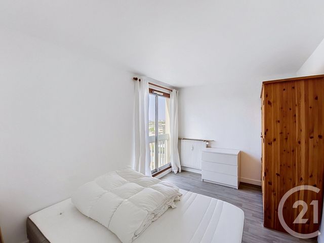 Appartement F2 à vendre - 2 pièces - 49.71 m2 - ST DENIS - 93 - ILE-DE-FRANCE - Century 21 Riva Immobilier