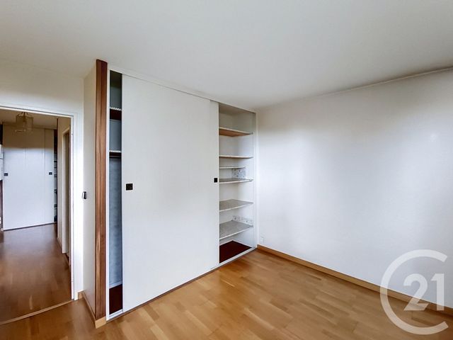 Appartement F4 à louer - 4 pièces - 78.83 m2 - ST DENIS - 93 - ILE-DE-FRANCE - Century 21 Riva Immobilier