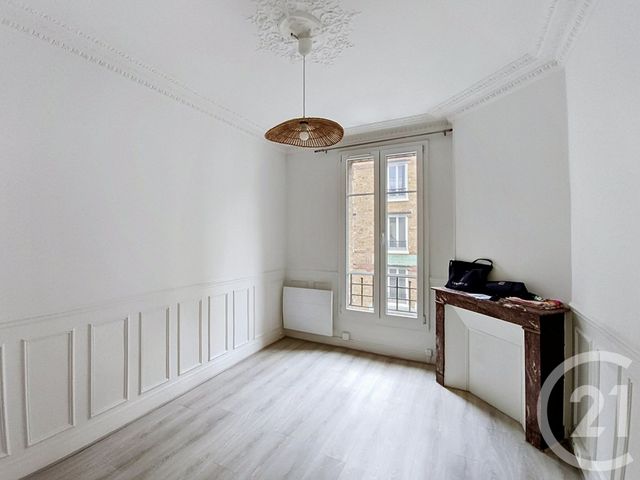 Appartement F2 à vendre - 2 pièces - 33.05 m2 - ST DENIS - 93 - ILE-DE-FRANCE - Century 21 Riva Immobilier