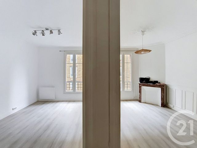 Appartement F2 à vendre - 2 pièces - 33.05 m2 - ST DENIS - 93 - ILE-DE-FRANCE - Century 21 Riva Immobilier