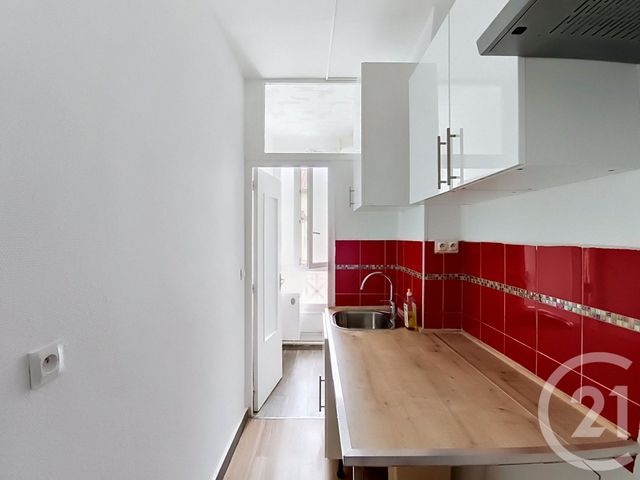 Appartement F2 à vendre - 2 pièces - 33.05 m2 - ST DENIS - 93 - ILE-DE-FRANCE - Century 21 Riva Immobilier