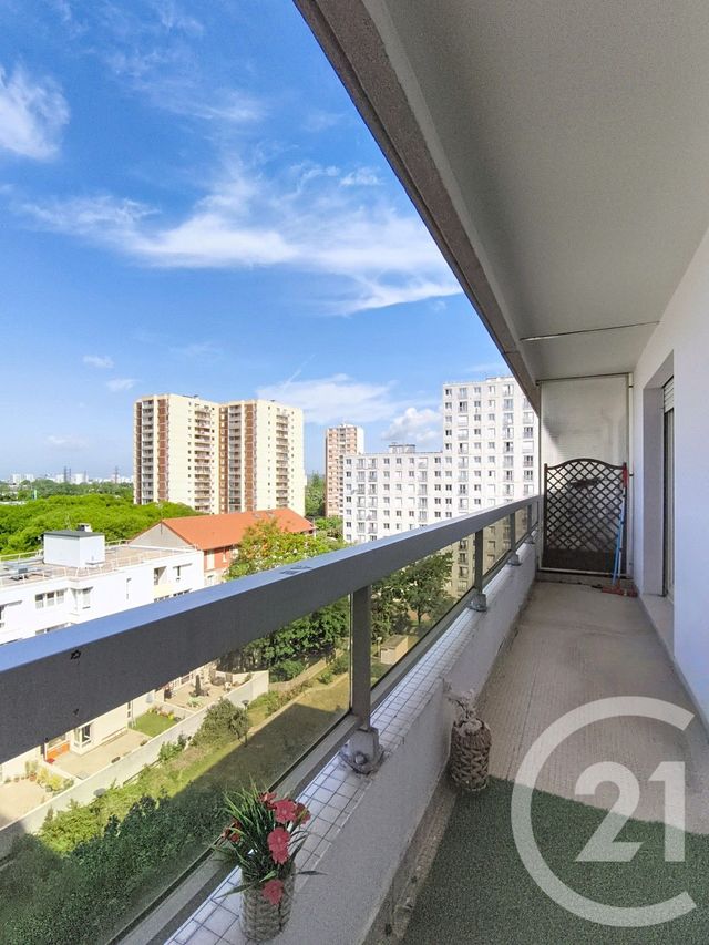 Appartement F4 à vendre - 4 pièces - 78.43 m2 - ST DENIS - 93 - ILE-DE-FRANCE - Century 21 Riva Immobilier