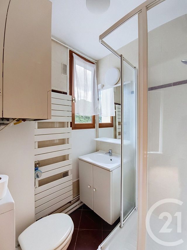 Appartement F2 à vendre - 2 pièces - 33.59 m2 - ST DENIS - 93 - ILE-DE-FRANCE - Century 21 Riva Immobilier