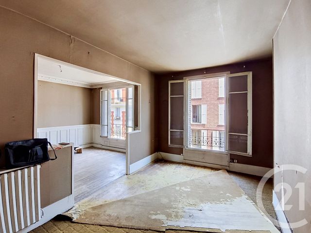 Appartement F4 à vendre - 4 pièces - 55.7 m2 - ST DENIS - 93 - ILE-DE-FRANCE - Century 21 Riva Immobilier