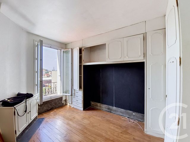 Appartement F4 à vendre - 4 pièces - 55.7 m2 - ST DENIS - 93 - ILE-DE-FRANCE - Century 21 Riva Immobilier