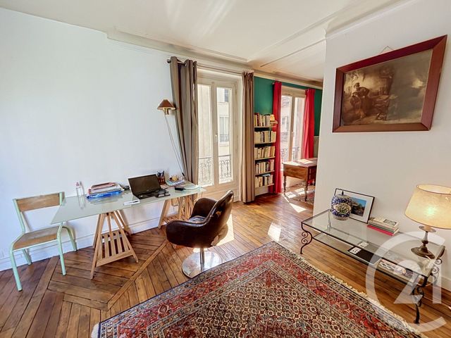 Appartement F2 à vendre - 2 pièces - 37.9 m2 - PARIS - 75018 - ILE-DE-FRANCE - Century 21 Riva Immobilier