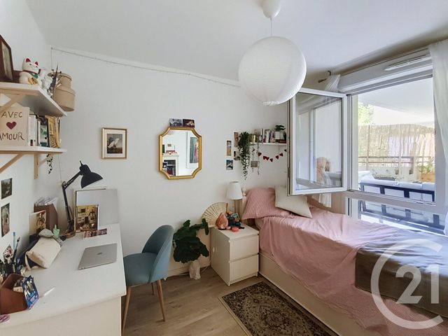 Appartement F3 à vendre - 3 pièces - 67.41 m2 - ST DENIS - 93 - ILE-DE-FRANCE - Century 21 Riva Immobilier