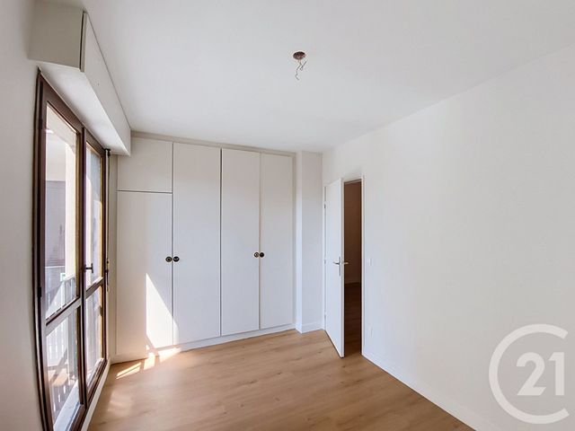 Appartement F2 à vendre - 2 pièces - 42.37 m2 - ST DENIS - 93 - ILE-DE-FRANCE - Century 21 Riva Immobilier