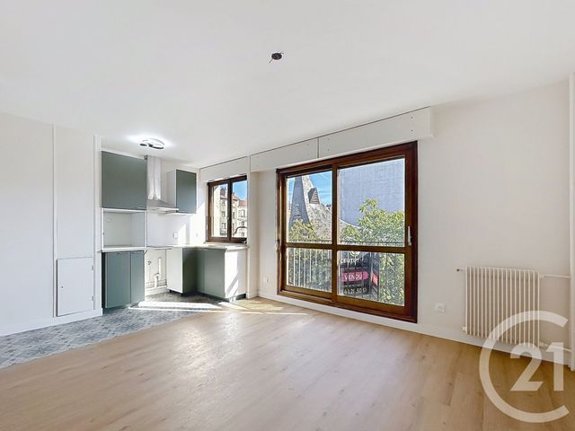 Appartement F2 à vendre - 2 pièces - 42.37 m2 - ST DENIS - 93 - ILE-DE-FRANCE - Century 21 Riva Immobilier