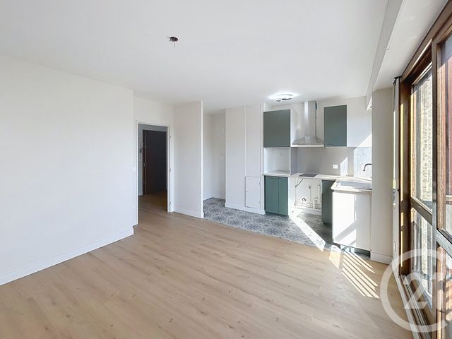 Appartement F2 à vendre - 2 pièces - 42.37 m2 - ST DENIS - 93 - ILE-DE-FRANCE - Century 21 Riva Immobilier