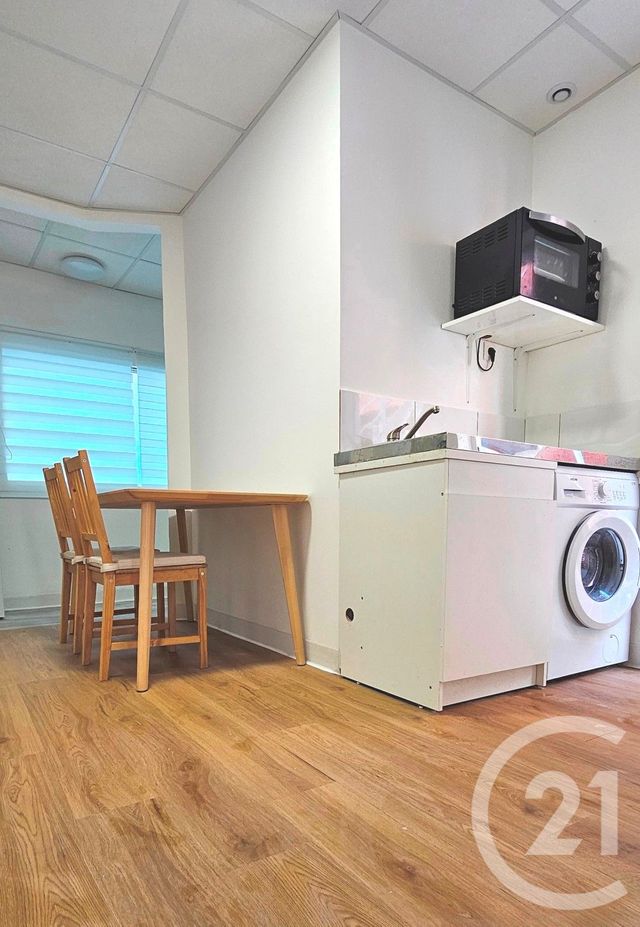 Appartement F3 à vendre - 3 pièces - 49.27 m2 - ST DENIS - 93 - ILE-DE-FRANCE - Century 21 Riva Immobilier
