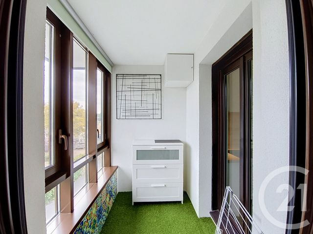 Appartement F4 à louer - 4 pièces - 69.47 m2 - ST DENIS - 93 - ILE-DE-FRANCE - Century 21 Riva Immobilier