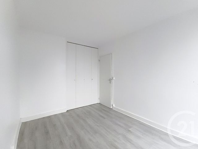 Appartement F4 à vendre - 4 pièces - 60.44 m2 - ST DENIS - 93 - ILE-DE-FRANCE - Century 21 Riva Immobilier