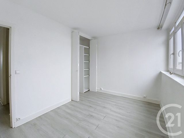 Appartement F4 à vendre - 4 pièces - 60.44 m2 - ST DENIS - 93 - ILE-DE-FRANCE - Century 21 Riva Immobilier