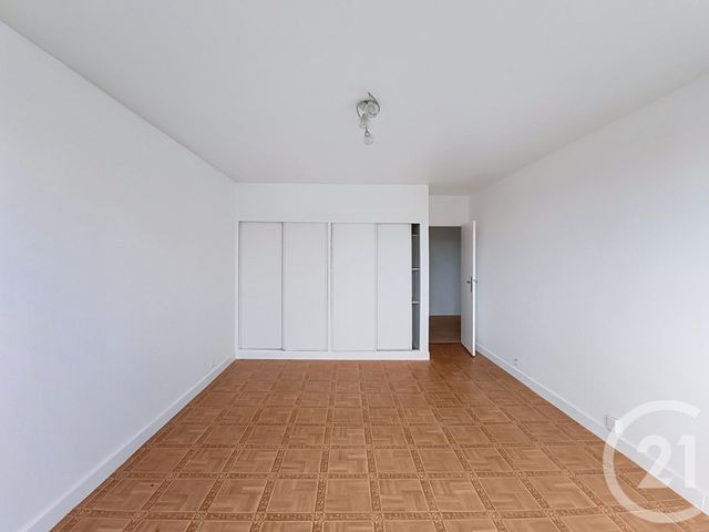 Appartement F1 à vendre - 1 pièce - 41.29 m2 - ST DENIS - 93 - ILE-DE-FRANCE - Century 21 Riva Immobilier