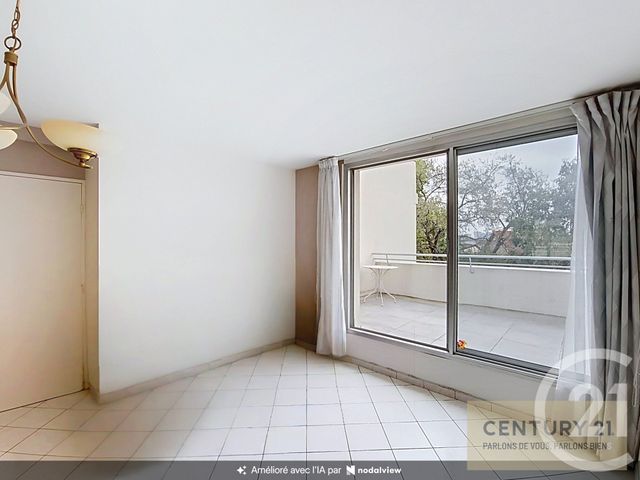 Appartement F1 à vendre - 1 pièce - 45.45 m2 - PIERREFITTE SUR SEINE - 93 - ILE-DE-FRANCE - Century 21 Riva Immobilier
