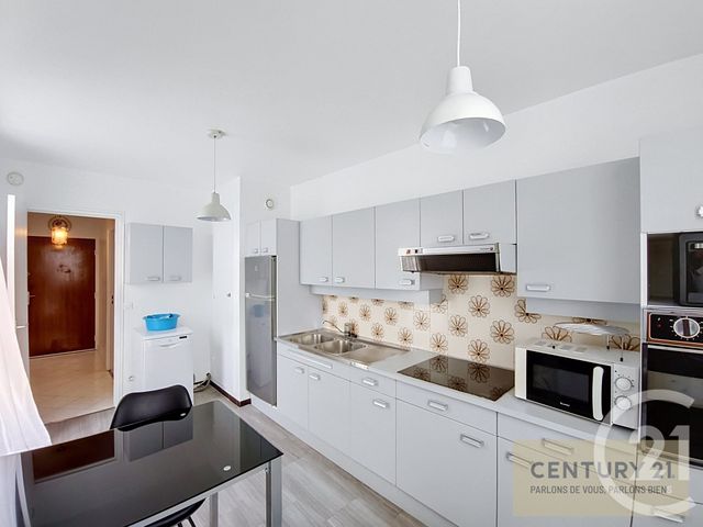 Appartement F1 à vendre - 1 pièce - 45.45 m2 - PIERREFITTE SUR SEINE - 93 - ILE-DE-FRANCE - Century 21 Riva Immobilier