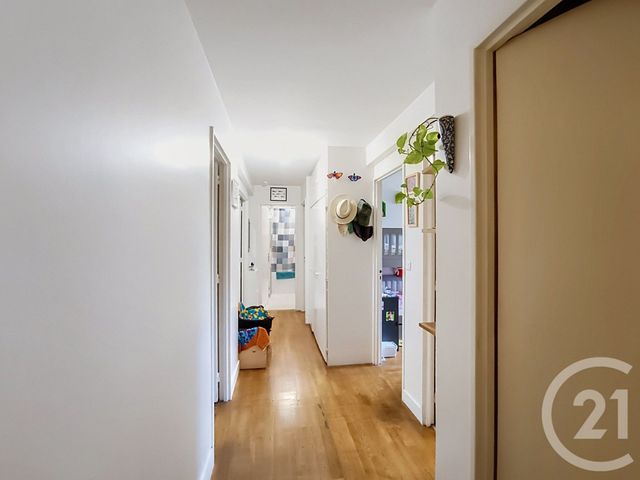 Appartement à vendre - 4 pièces - 92.03 m2 - ST DENIS - 93 - ILE-DE-FRANCE - Century 21 Riva Immobilier