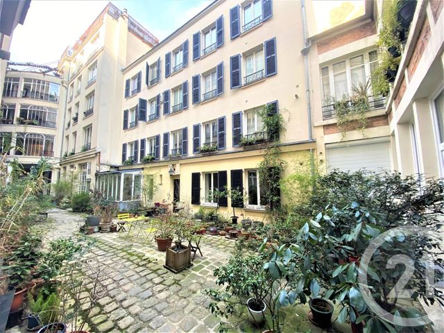 Appartement Triplex à vendre - 6 pièces - 108 m2 - Paris - 75010 - ILE-DE-FRANCE