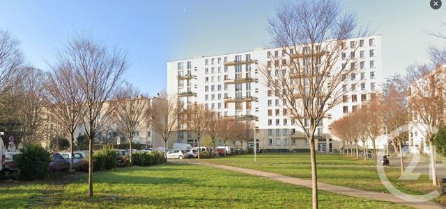Appartement F4 à vendre - 4 pièces - 61 m2 - Garges Les Gonesse - 95 - ILE-DE-FRANCE