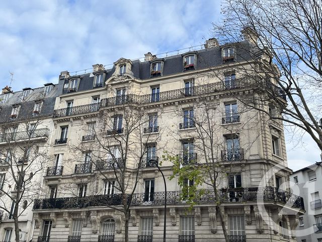 Appartement F4 à vendre - 4 pièces - 82,85 m2 - Paris - 75018 - ILE-DE-FRANCE