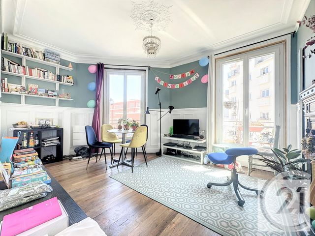 Appartement F2 à vendre - 2 pièces - 37 m2 - Paris - 75018 - ILE-DE-FRANCE