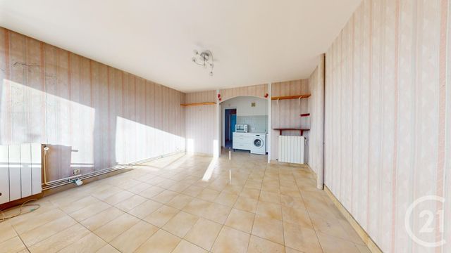 Appartement à vendre - 2 pièces - 42 m2 - Le Bourget - 93 - ILE-DE-FRANCE