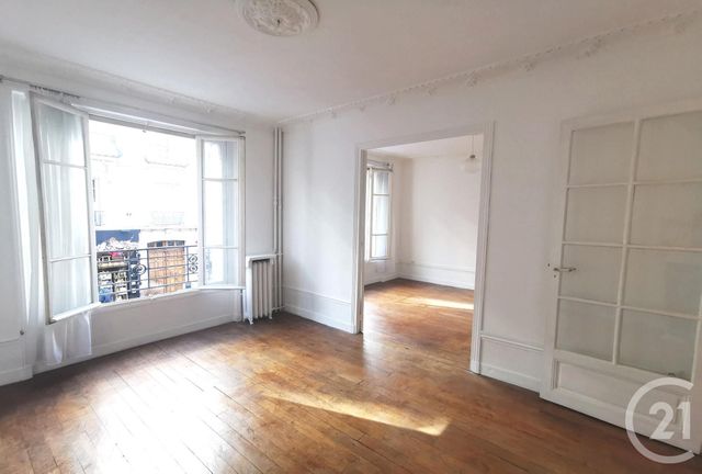 Appartement F4 à vendre - 4 pièces - 69 m2 - Courbevoie - 92 - ILE-DE-FRANCE