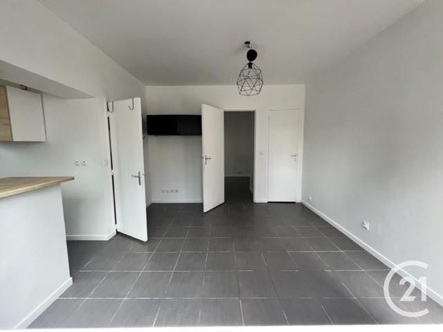 appartement à vendre - 2 pièces - 30,56 m2 - Bobigny - 93 - ILE-DE-FRANCE