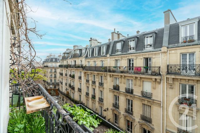 Appartement à vendre - 3 pièces - 56,17 m2 - Paris - 75018 - ILE-DE-FRANCE